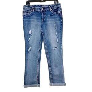 Maurices Denim Mid Rise‎ Light Wash Distressed Blue Jeans Size 7/8 Thread